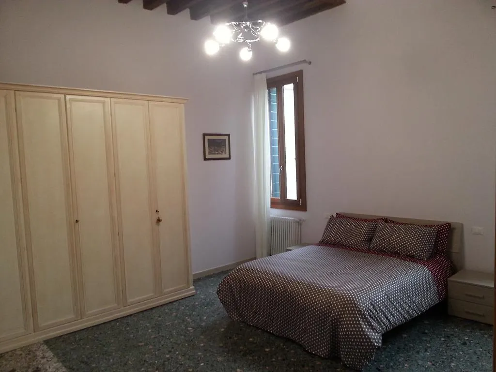 Venice House Apartment
